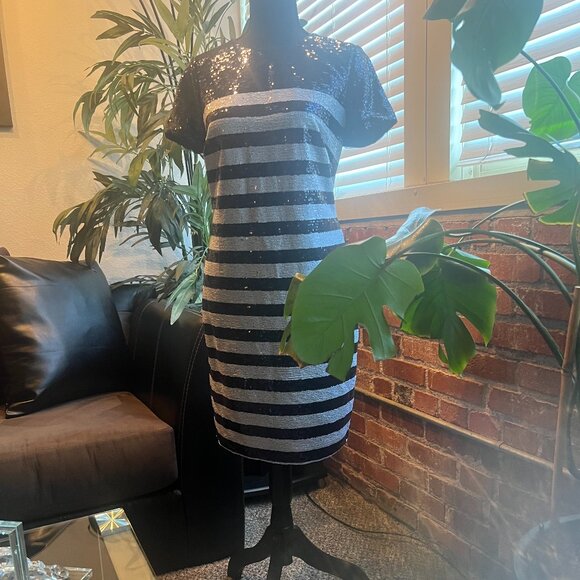 Ralph Lauren Navy and White Sequined Dress - Picture 5 of 6